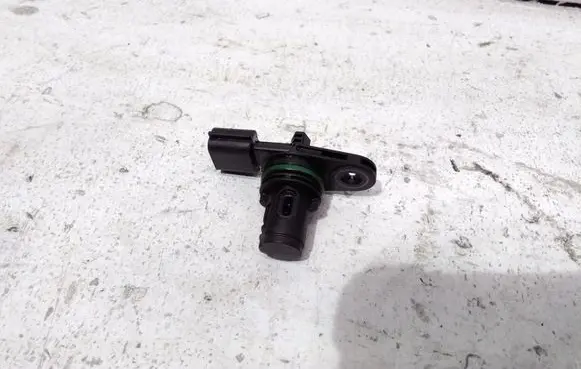 Nissan Qashqai Camshaft position sensor 142121510C
