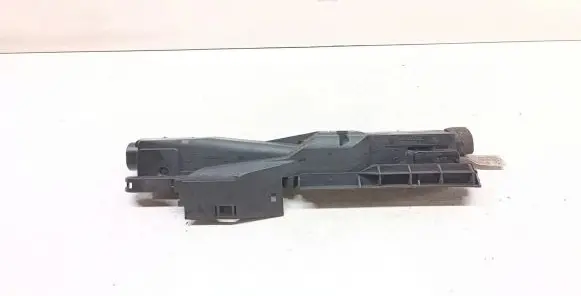 Radiator support slam panel bracket