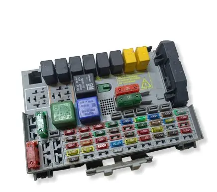 Opel Zafira A Fuse box set 24431677