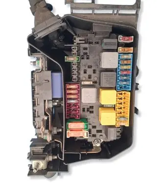 Mercedes-Benz B W246 W242 Fuse box set A2469980601