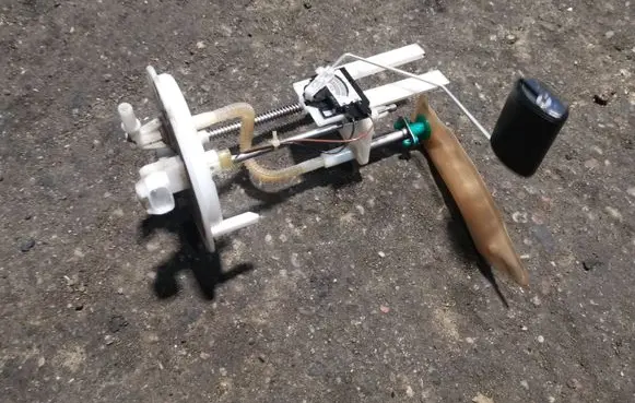 Fuel level sensor