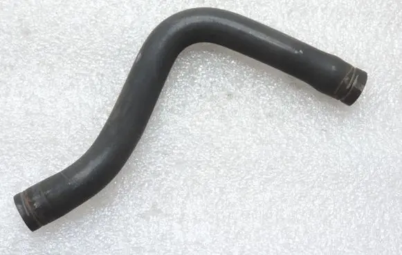 Toyota Avensis T220 Breather/breather pipe/hose 1226228050