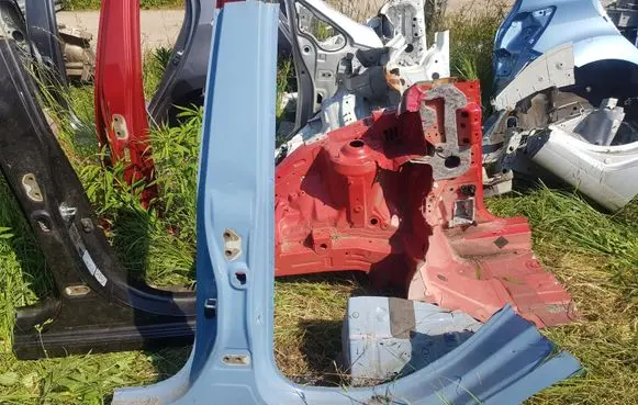 KIA Picanto Pillar (middle) 