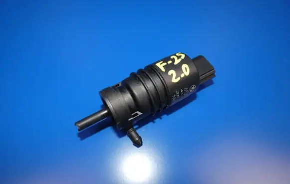 BMW X3 F25 Windscreen/windshield washer pump 6934160 10833217