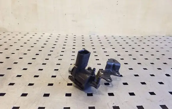 Audi Q7 4L Turbo solenoid valve 1K0906283A 059145160Q