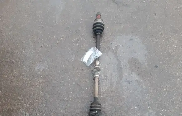 Hyundai Accent Front driveshaft