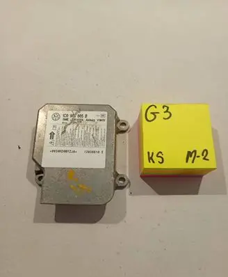 Volkswagen PASSAT B5 Airbag control unit/module 1C0909605B