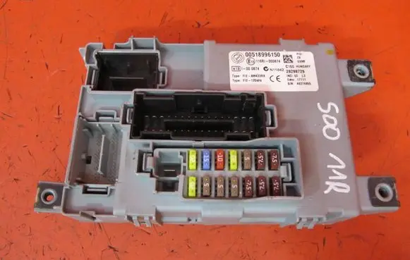 Fiat 500 Fuse box set 00518996150