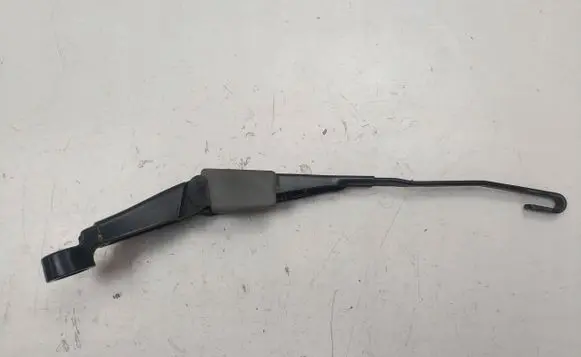 Honda CR-V Rear wiper blade arm 1578