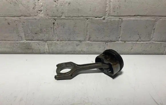 BMW 3 E92 E93 Piston with connecting rod 7589201