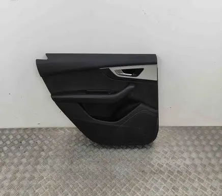 Audi Q7 4M Rear door card panel trim 4M0863981