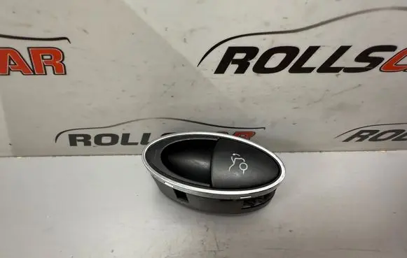 Tailgate opening switch
