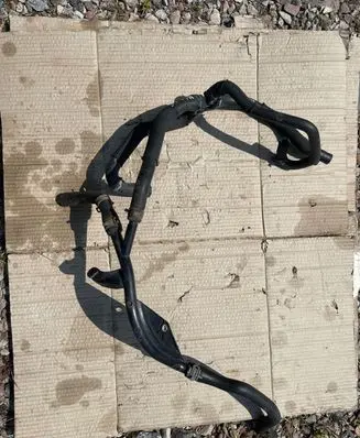 Volkswagen Golf V Engine coolant pipe/hose 1K0121070