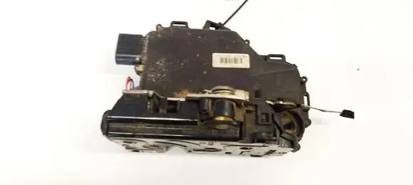 Volkswagen PASSAT B5 Front door lock C6X1837013H