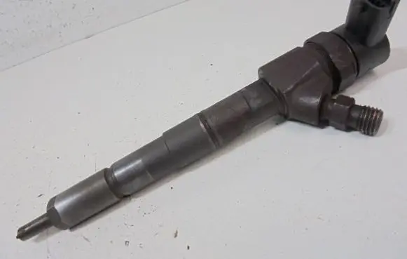 Opel Vectra C Fuel injector 0445110243