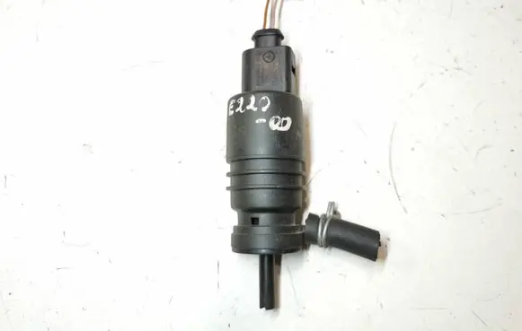 Mercedes-Benz E W210 Headlight washer pump 