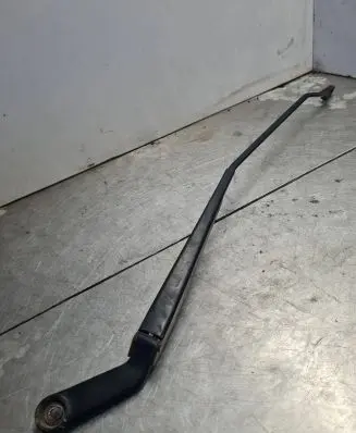 Mercedes-Benz Sprinter W901 W902 W903 W904 Front wiper blade arm 1J1955410A