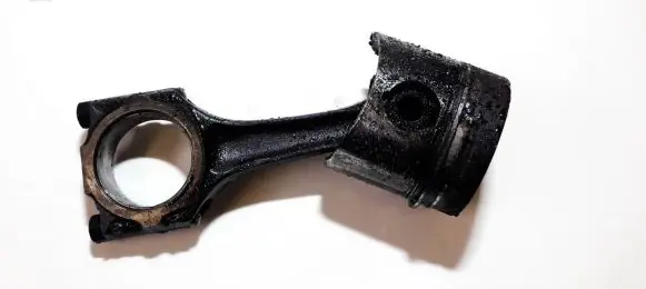 Volkswagen Transporter - Caravelle T3 Piston with connecting rod 068a