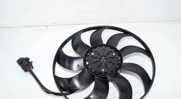 BMW 5 G30 G31 G38 Electric radiator cooling fan 8686161 7953399 17427953399