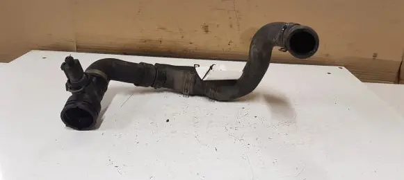 Volkswagen PASSAT B6 Engine coolant pipe/hose 323220 3C0122051AN