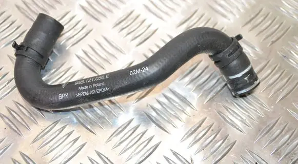 Porsche Macan (95B) Engine coolant pipe/hose 95B121056E