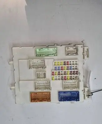 Ford Focus Fuse module F1DT14A073BF F1FT14014CKA