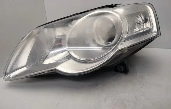 Volkswagen PASSAT B6 Headlight/headlamp 15D29