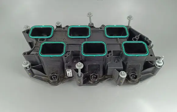 Jeep Grand Cherokee WL Other engine bay part 68504504AA