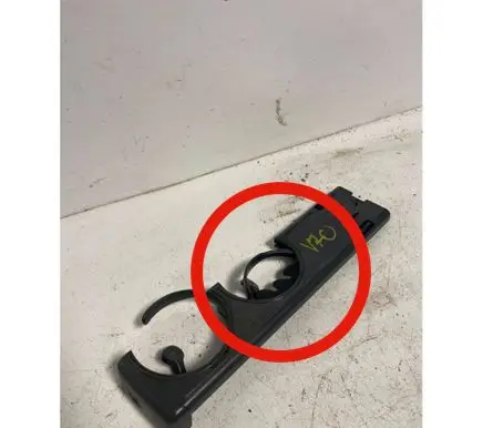 Volvo S70 V70 V70 XC Cup holder front 1882 PA6650GF