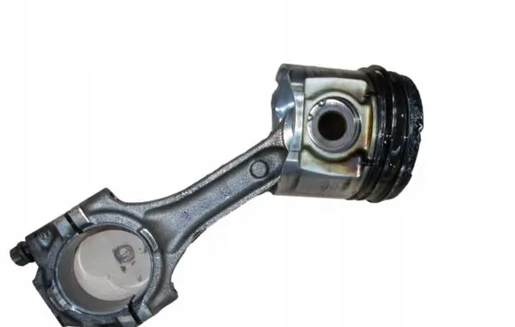 Volkswagen II LT Piston with connecting rod 062107065