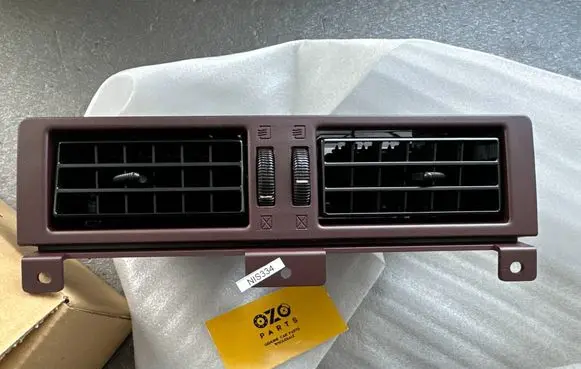 Nissan Terrano Dash center air vent grill 6875023G02