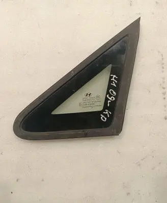 Hyundai H-1, Starex, Satellite Front triangle window/glass 