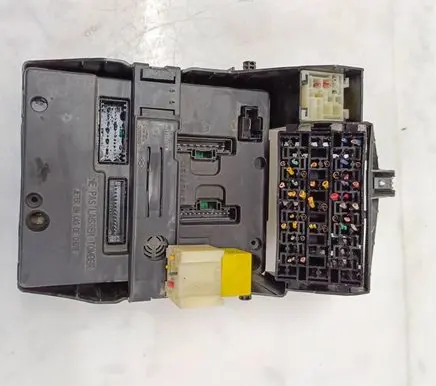Renault Scenic I Fuse box set 7703397911 8200029342B