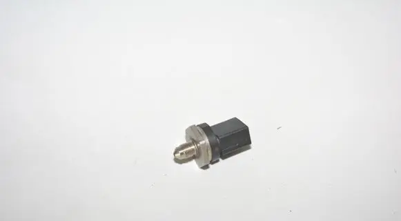 Fuel pressure sensor