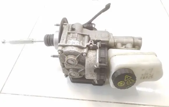 Volkswagen PASSAT B8 Brake booster 5QE611301 5QE614105AH