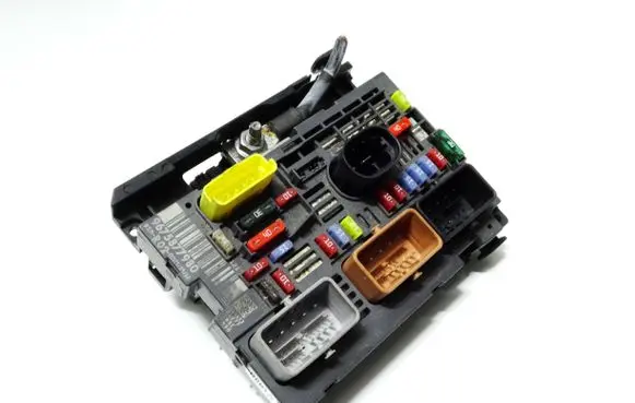 Citroen C4 Grand Picasso Fuse box set 9675877980