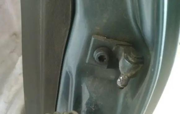 Audi A4 S4 B5 8D Rear door lower hinge