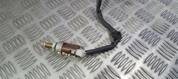 Mazda 323 F Brake pedal sensor switch bh4c