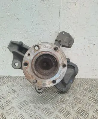 Mercedes-Benz Sprinter W907 W910 Front wheel hub A9073320400 A9079810000