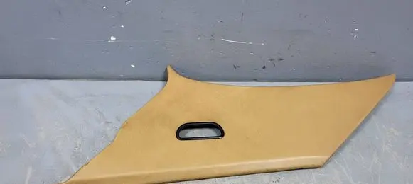Mercedes-Benz 200 300 W123 (C) pillar trim