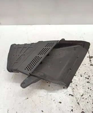 Audi A5 8T 8F Air intake duct part 8K0129618 8K0129618A