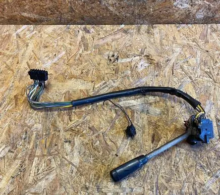 Mercedes-Benz 190 W201 Wiper switch 