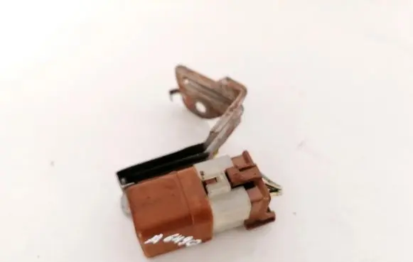 Nissan Almera N16 Other relay 2523079963 60210B