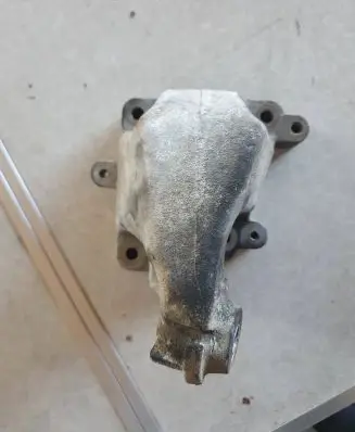 Mercedes-Benz R W251 Engine mounting bracket A6422230304 AC46000