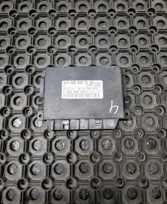 Mercedes-Benz E W211 Parking PDC control unit/module A0255457132 1039E00351 0263004025