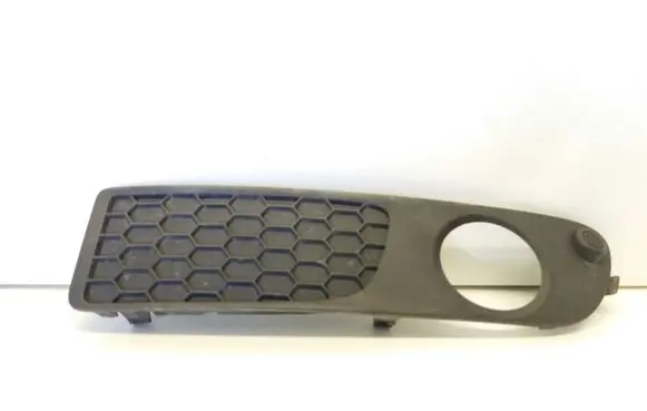 Volvo S80 Front bumper lower grill 30655929