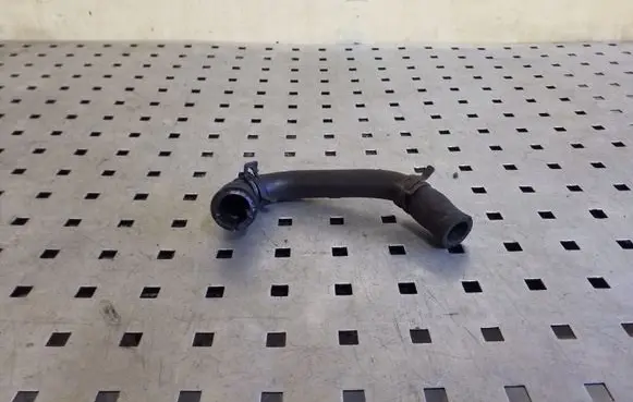 Volkswagen Crafter Engine coolant pipe/hose