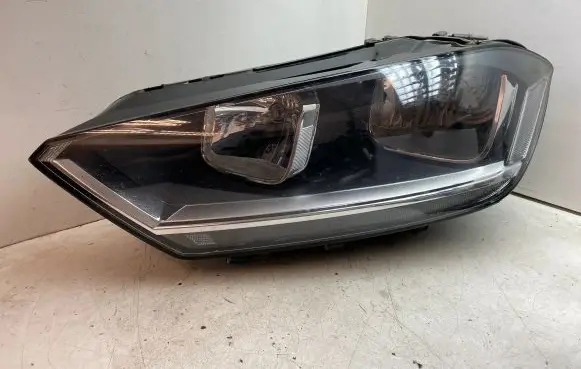 Volkswagen Golf Sportsvan Headlight/headlamp 517941005B