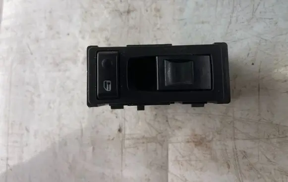 Jeep Grand Cherokee (WK) Electric window control switch P04602324af