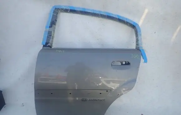 KIA Rio Rear door